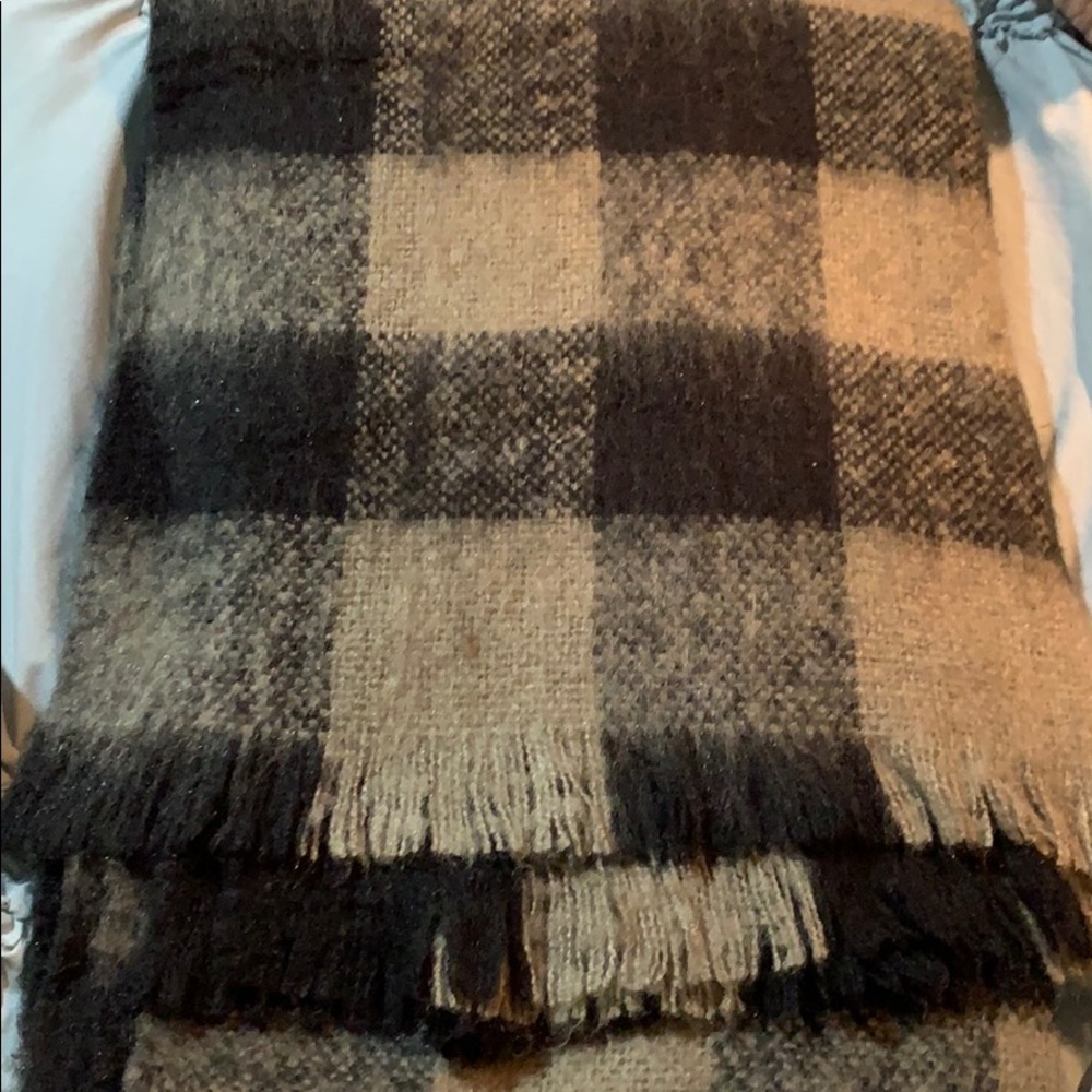 Oversized scarf